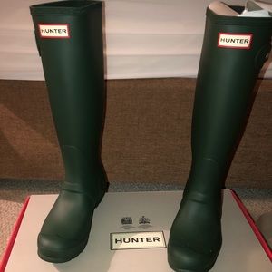 Brand new HUNTER BOOTS